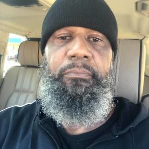 Meet your Posher, Dennis